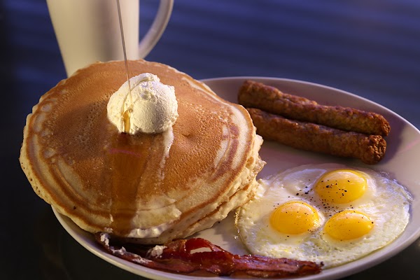 Peppermill and Fireside Lounge 4