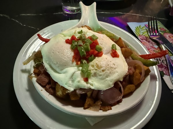 Peppermill and Fireside Lounge 3