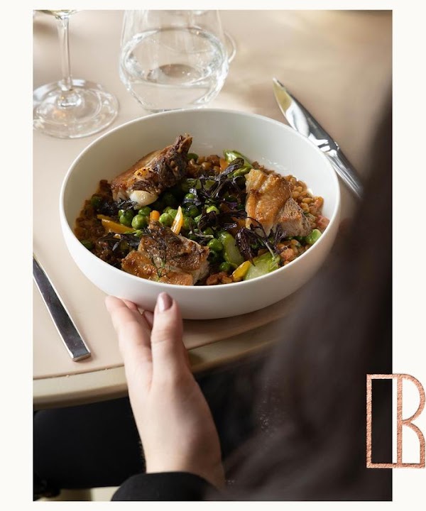 Madame Brasserie - Tour Eiffel 5