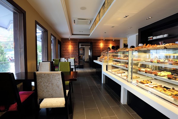 Khéma Restaurant Pasteur 1