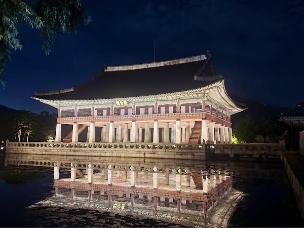 Seoul's Historical Splendors: A Journey Through Dynasties and Heritage 3