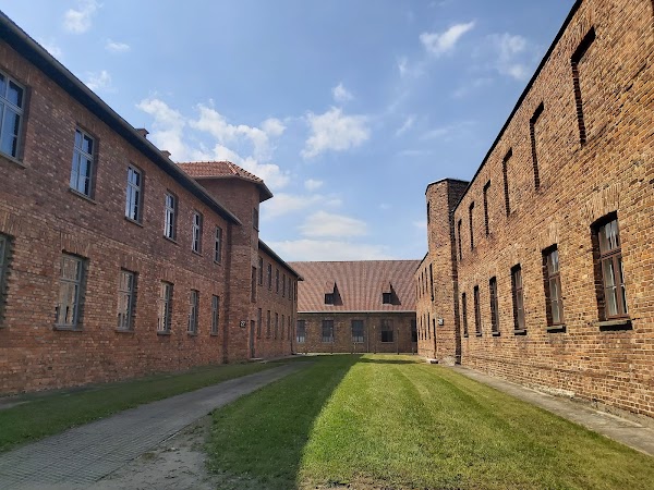 Memorial and Museum Auschwitz-Birkenau 6
