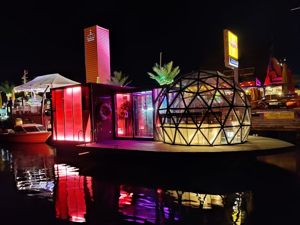 Kongen Marina Beach Club Bar & Restaurant 1