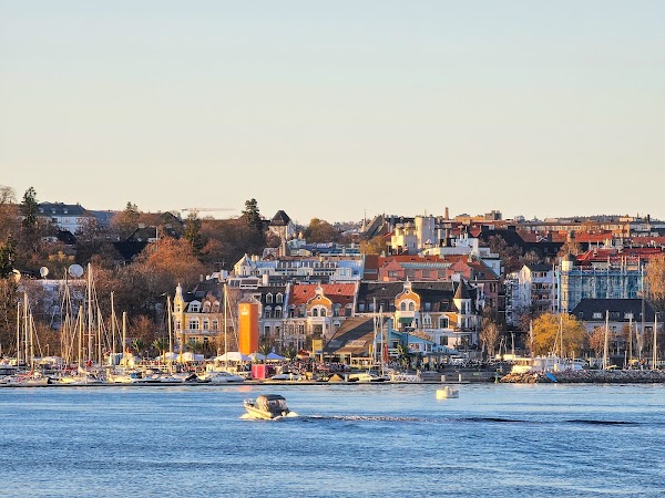 Kongen Marina Beach Club Bar & Restaurant 2