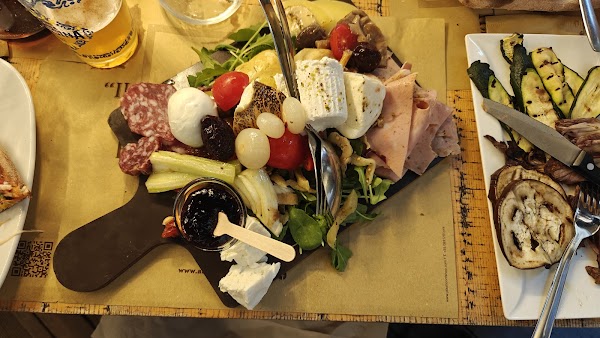 Al Vicolo Pizza&Vino 4