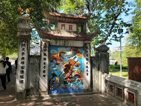 Ngoc Son Temple 6