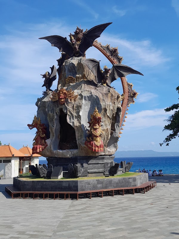 Black Sand Beach Pasinggahan 3