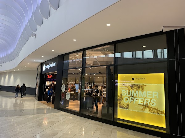 Outlet Shopping at The O2