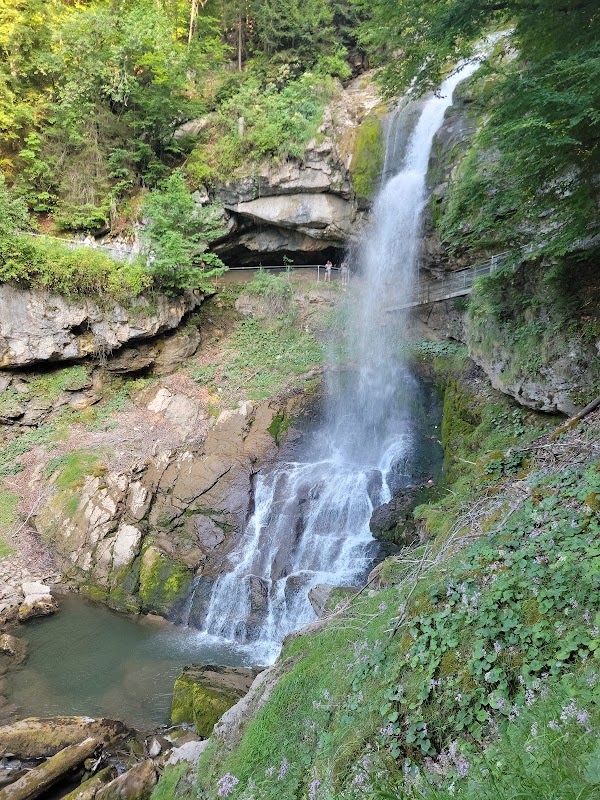 Giessbach Waterfalls 4