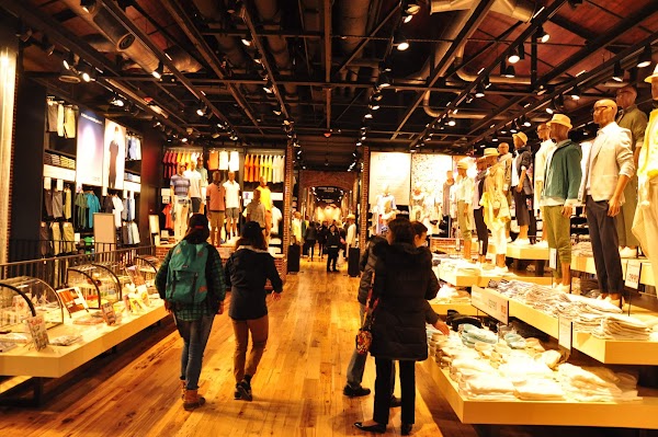 Faneuil Hall Marketplace 4