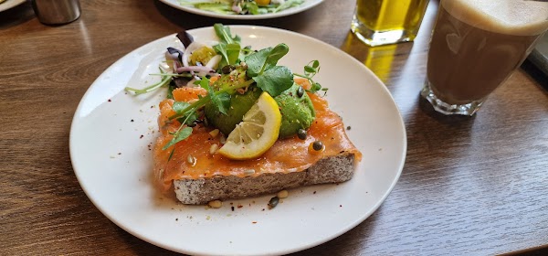 Moods Coffee & Brunch 4