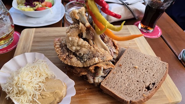 Zum Englischen Reiter 4