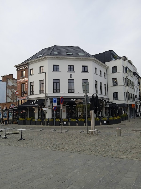 U Eat &amp; Sleep Antwerp 4
