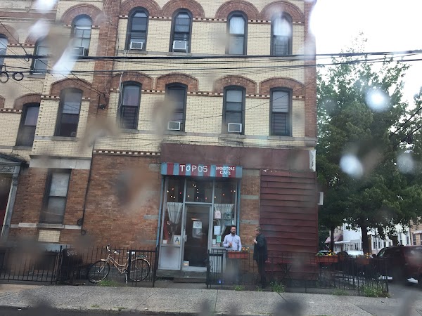 Topos Bookstore Cafe