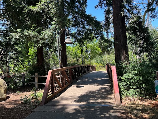 El Palo Alto Park