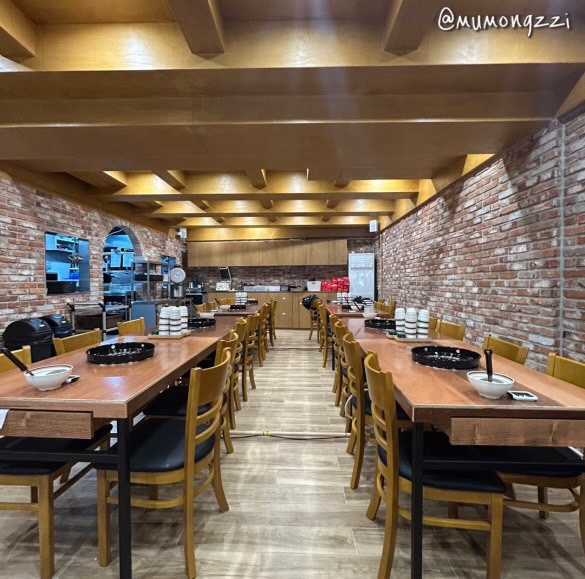 홍대 맛집 홍대부대찌개 l hongdae restaurant hongdae budae jjigae l 弘大 美食 弘大 部隊鍋ㅣ弘大グルメ店 弘大プデチゲ 1