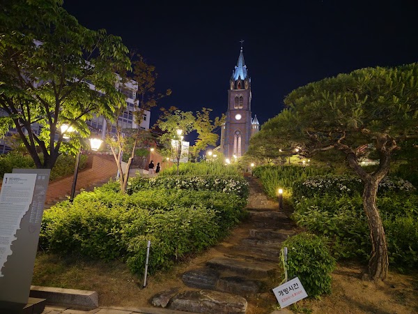 Myeongdong Cathedral 3