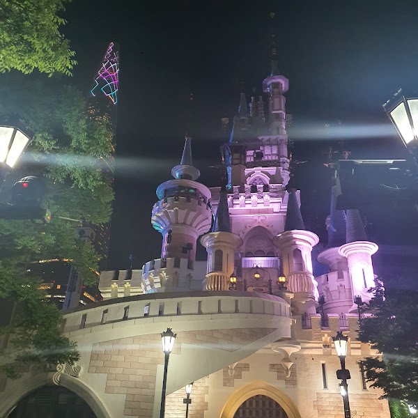 Lotte World Magic Island. 4