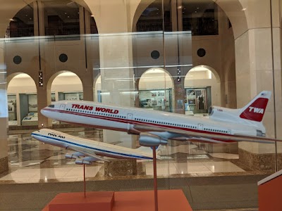 SFO Museum Louis A. Turpen Aviation Museum and Library
