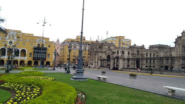 Lima Main Square 5