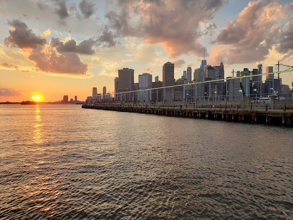 Brooklyn Bridge Park Pier 6 / Atlantic Avenue
