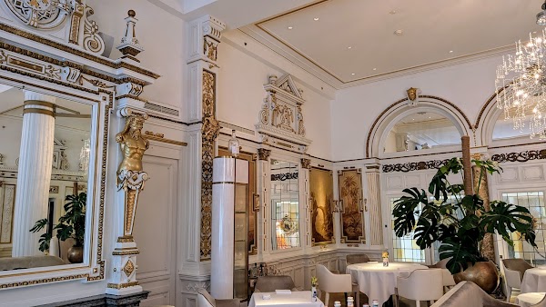 Restaurant The White Room by Jacob Jan Boerma 5