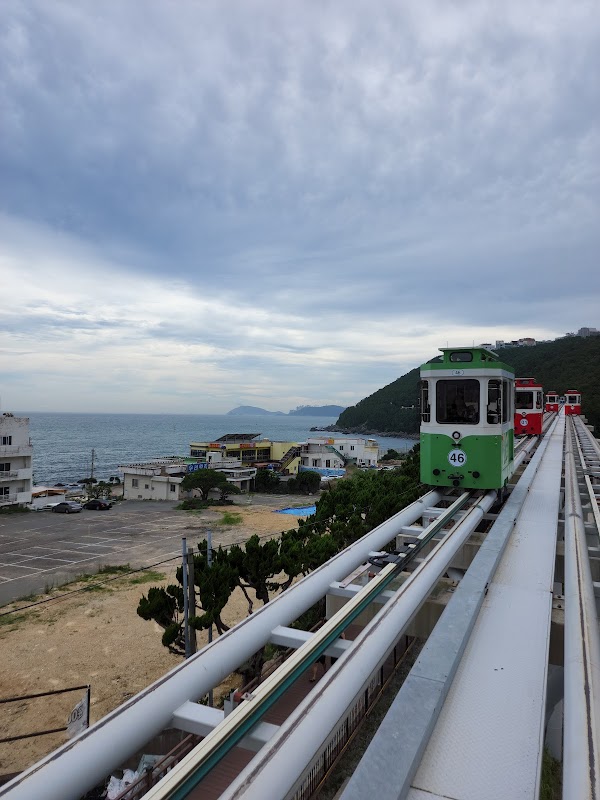 Haeundae Blueline Park