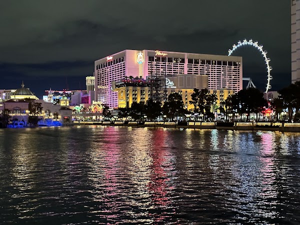 Fountains of Bellagio 4