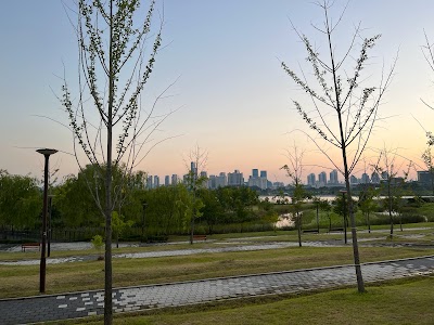 Sejong Lake Park