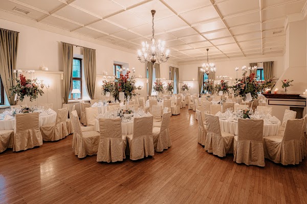 Gasthaus zu Schloss Hellbrunn 1