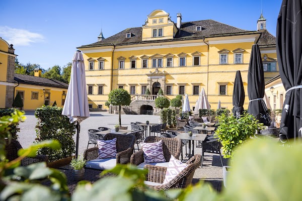 Gasthaus zu Schloss Hellbrunn 3