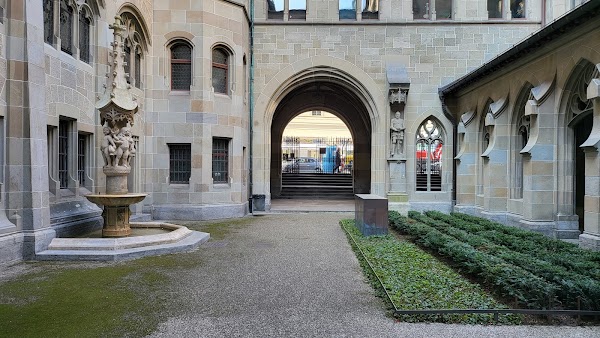 Fraumünster Church 3