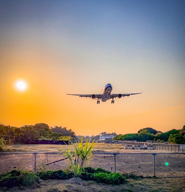 Songshan Airport - Aircraft Viewing Alley