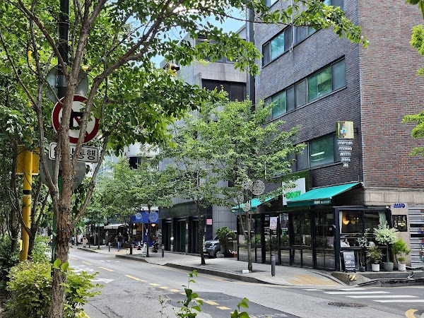 Yangjaecheon Cafe Street 5