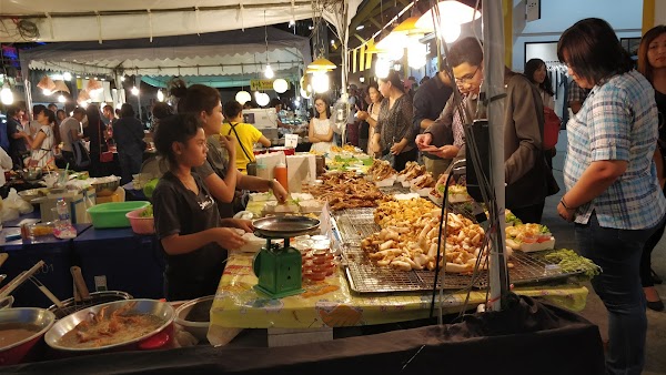 Asiatique The Riverfront 5