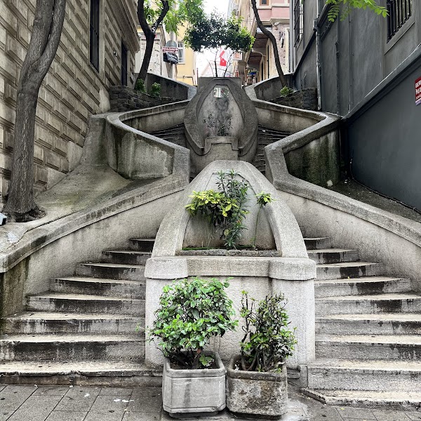 Kamondo Stairs