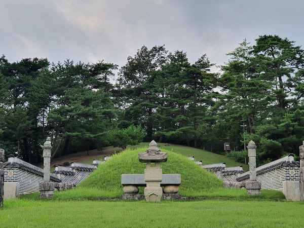 Jangneung (Tomb of King Danjong) 5