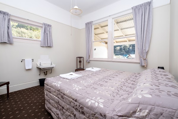 Whangamomona Hotel 5