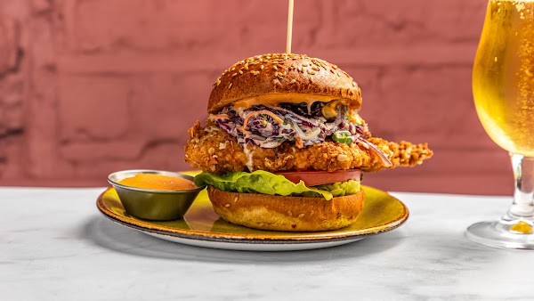 Bill's Victoria Restaurant 5