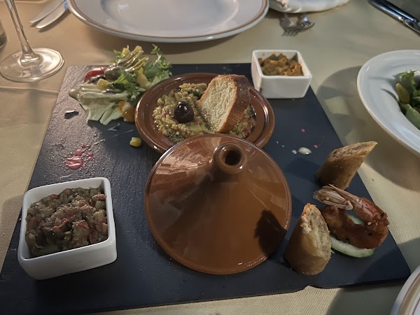 Le Bardo Restaurant مطعم الباردو 2