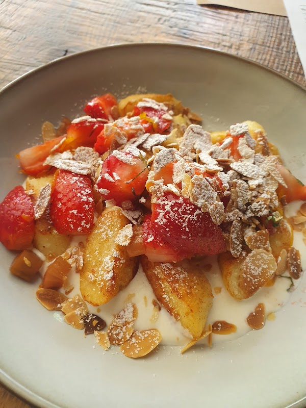 Be free - Bakery & breakfast & bistro 4