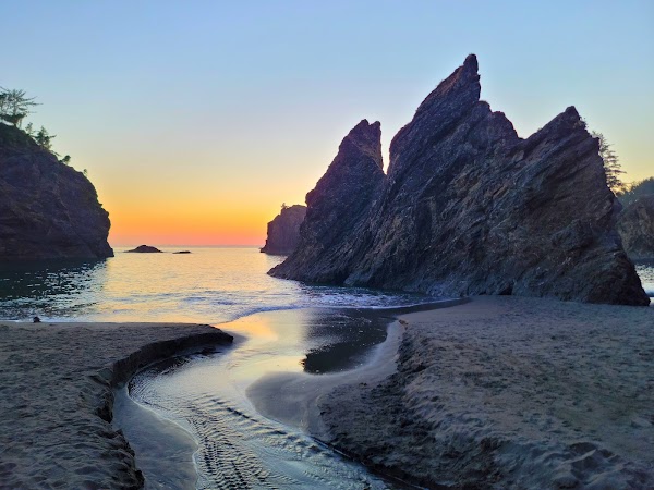 Secret Beach Trailhead