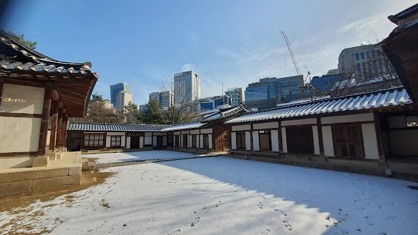 Tomb of Queen Jeonghyeon 3