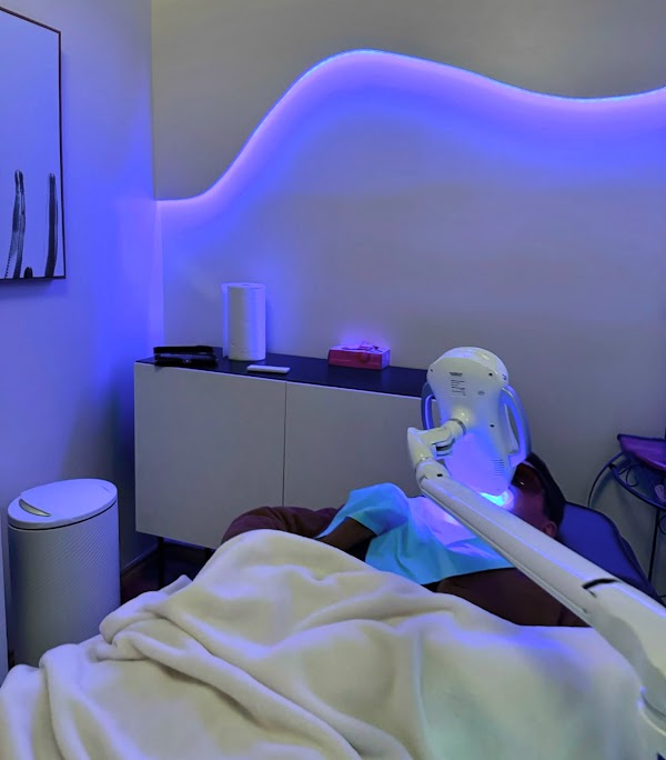 Tropical Beaches Tanning Studio