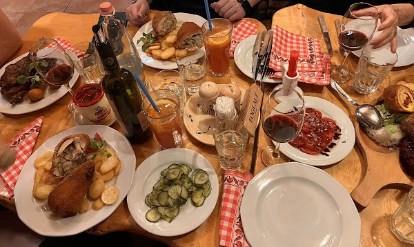 Paprika Vendéglő 4