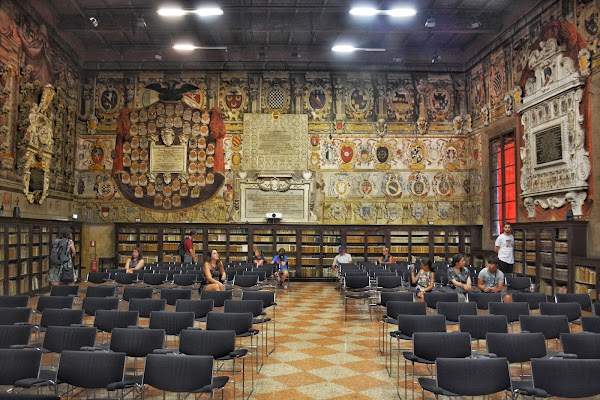 Biblioteca Comunale dell'Archiginnasio 5