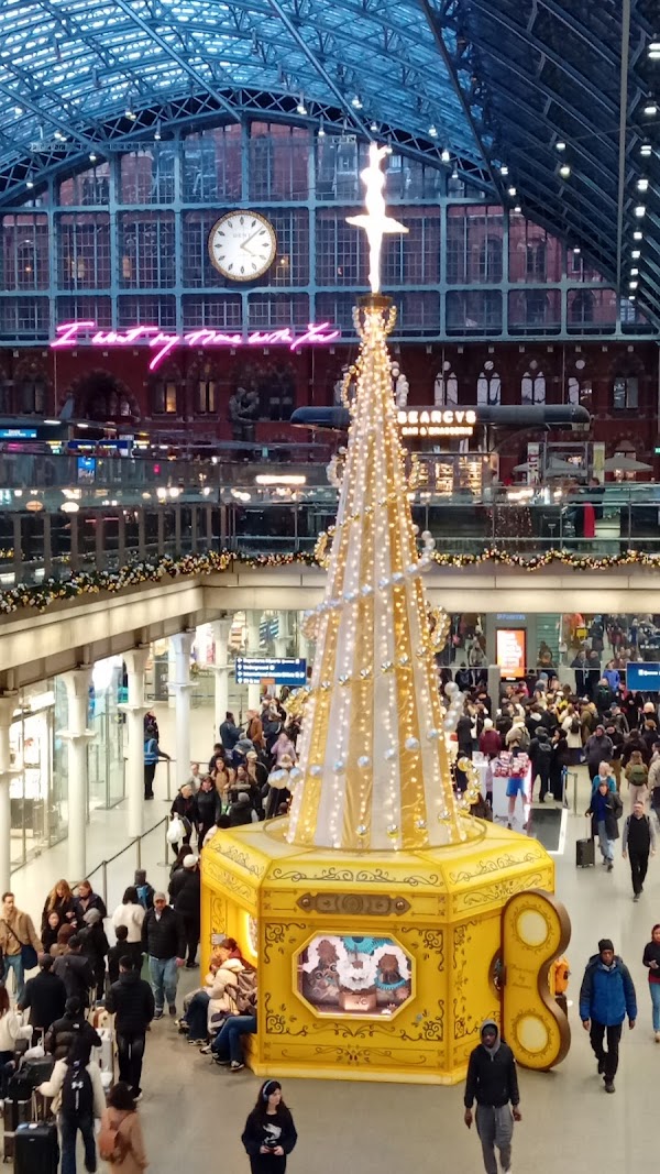 St. Pancras International Christmas Tree
