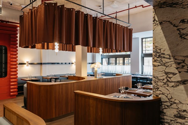 Fugazzi Bar & Dining Room 4