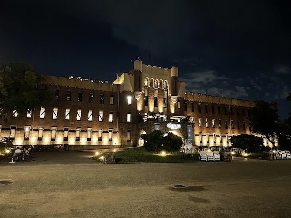 crossfield with TERRACE LOUNGE 4