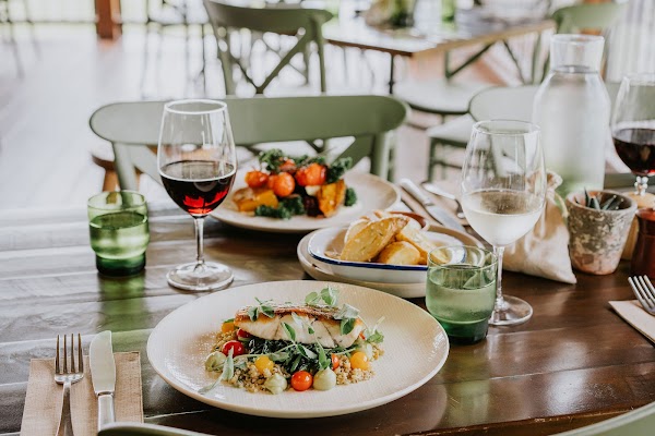 Wellington Point Farmhouse Restaurant and Cafe 5